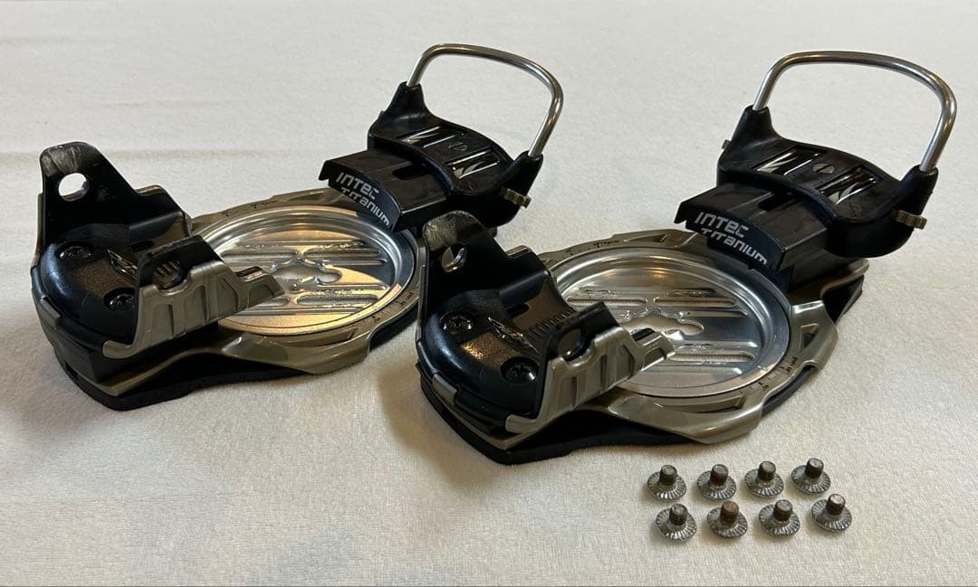 スノーボード F2 Intec Titanium M