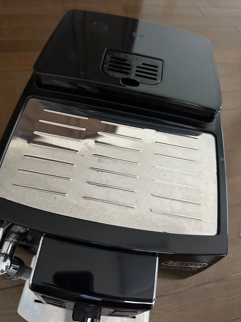 【早い者勝ち】デロンギ マグニフィカS全自動エスプレッソマシンECAM23120