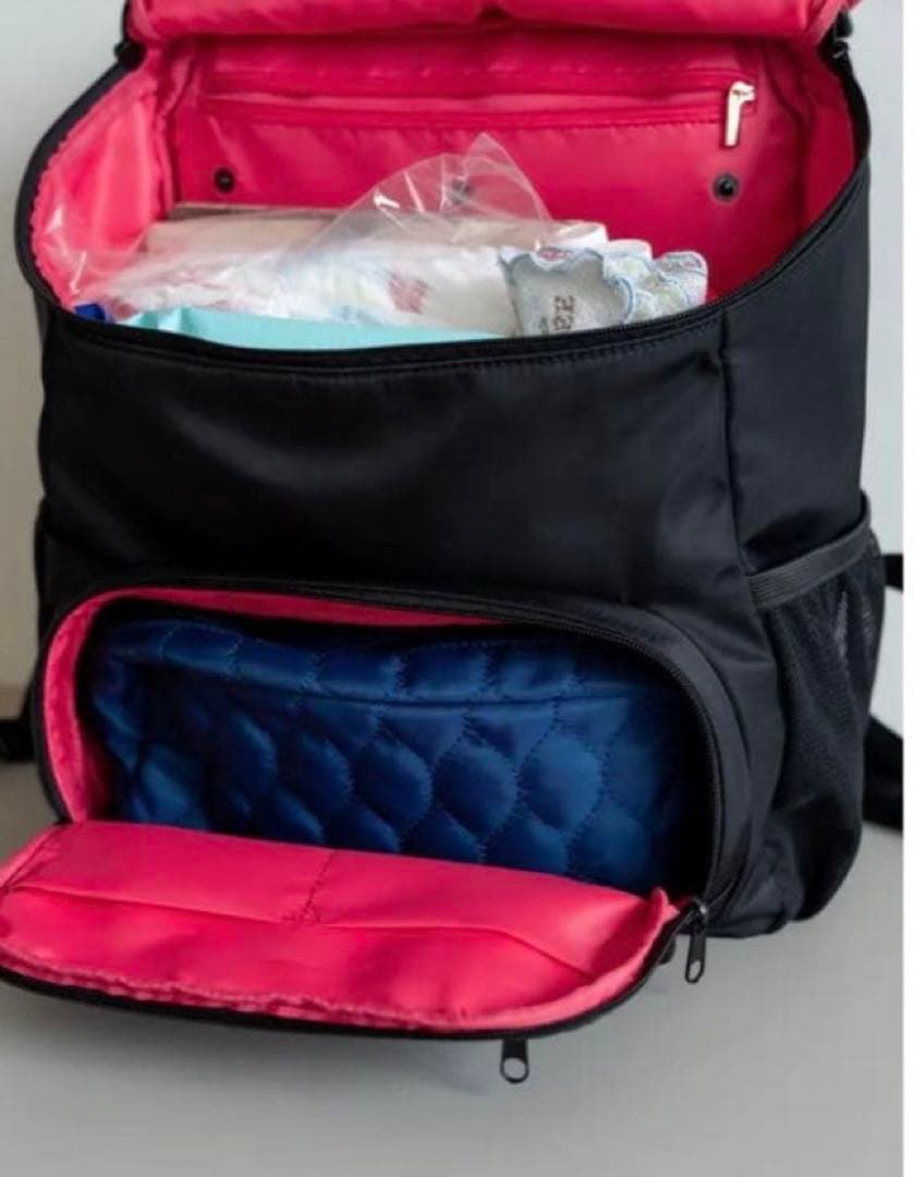 二階建てリュック ブラック/内側レッド　はあちゅうコラボ