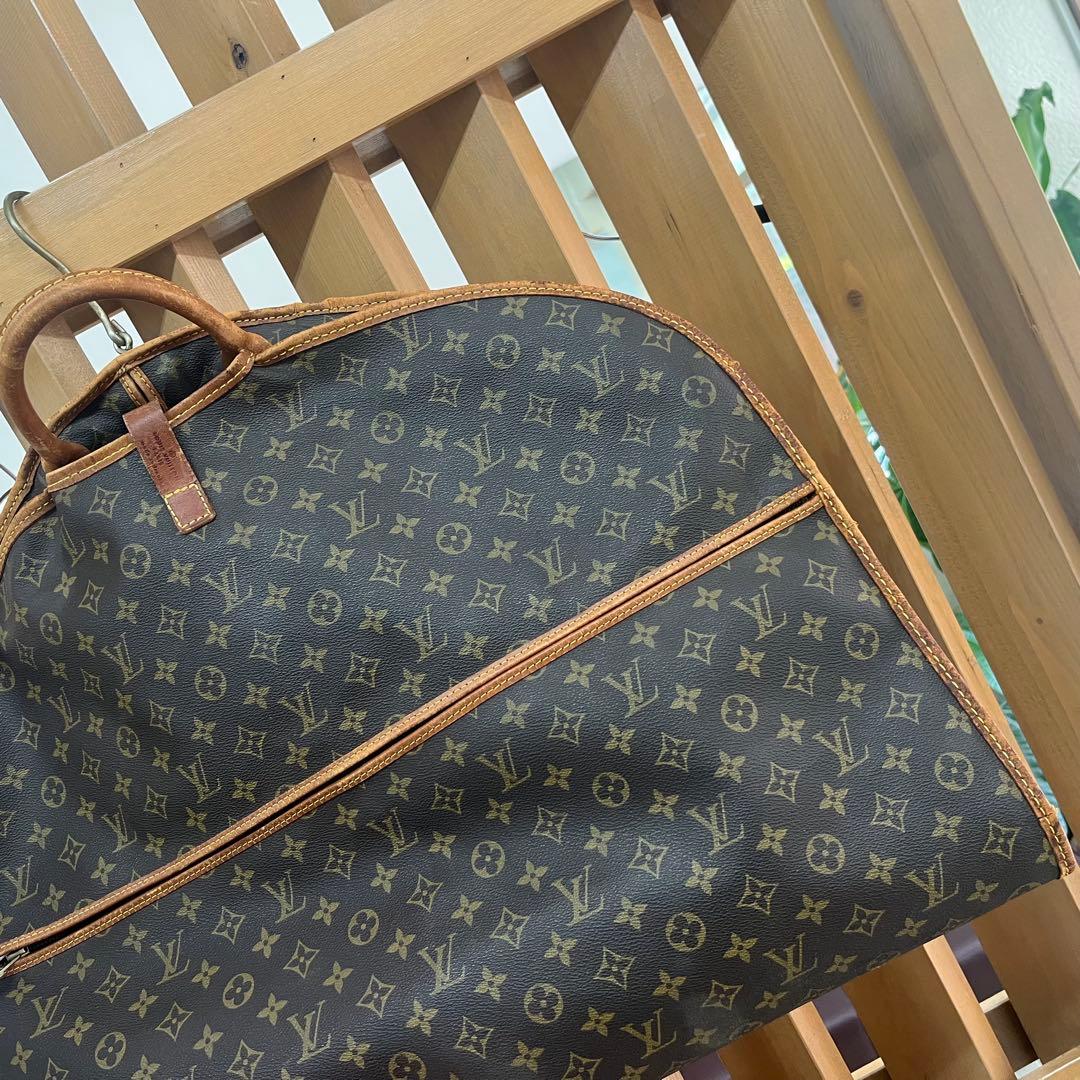 レア希少 LOUIS VUITTON モノグラム サックドゥ ポルト マントー
