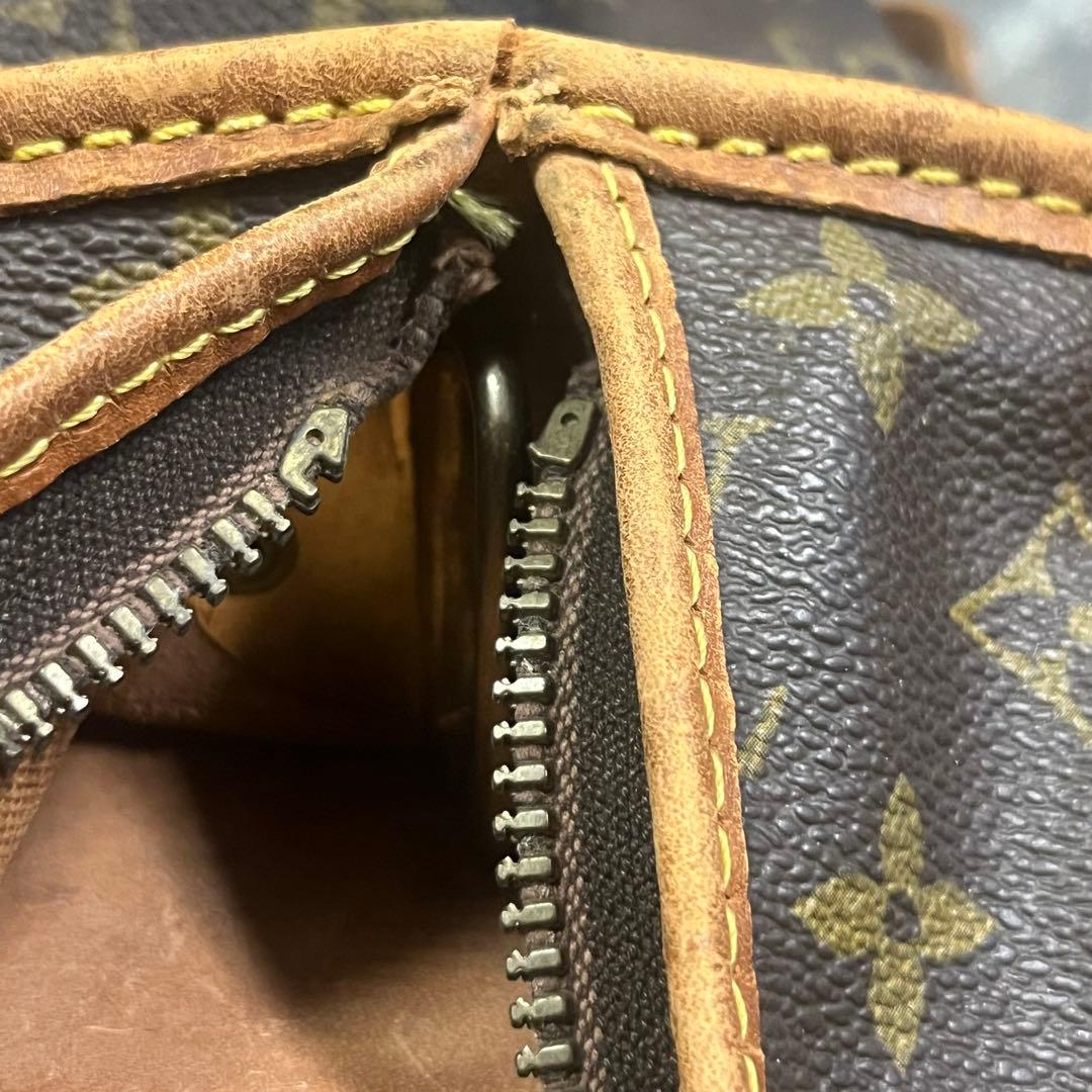 レア希少 LOUIS VUITTON モノグラム サックドゥ ポルト マントー