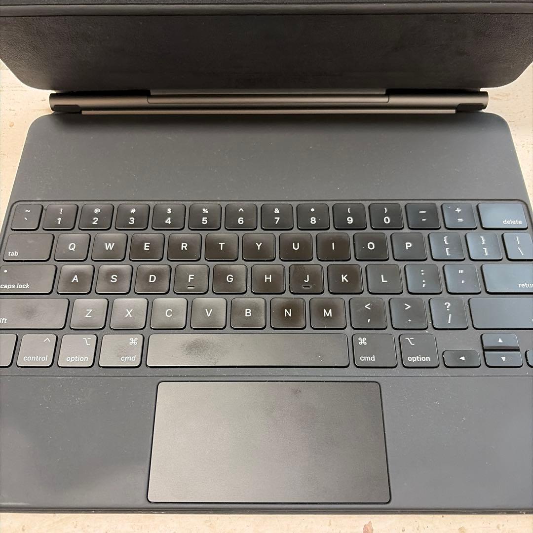 Apple iPad Magic Keyboard 12.9インチ