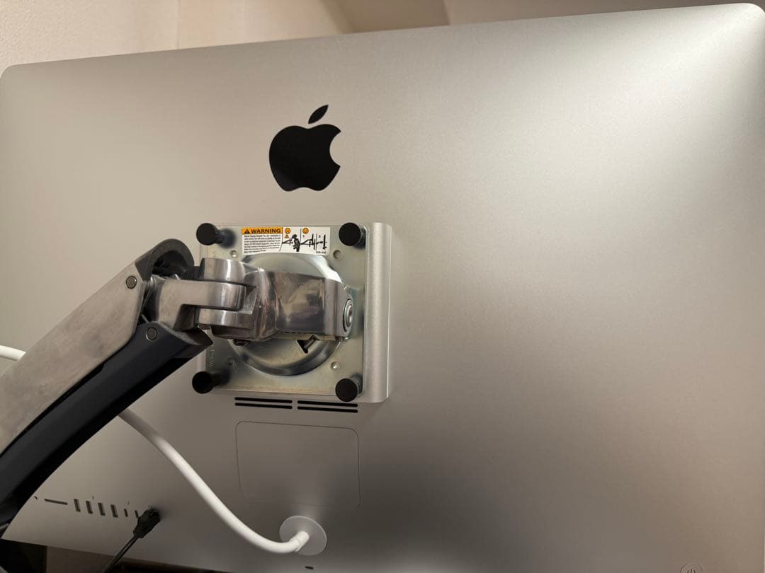 iMac 27インチ 2017 VESAマウントアダプタ搭載タイプ