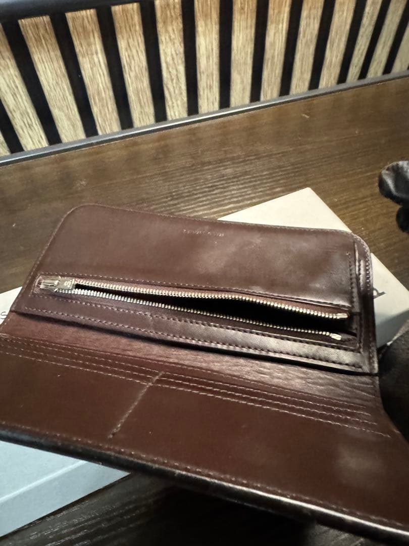 ワイルドスワンズ　長財布　ダークブラウン系　WILDSWANS SURFS I