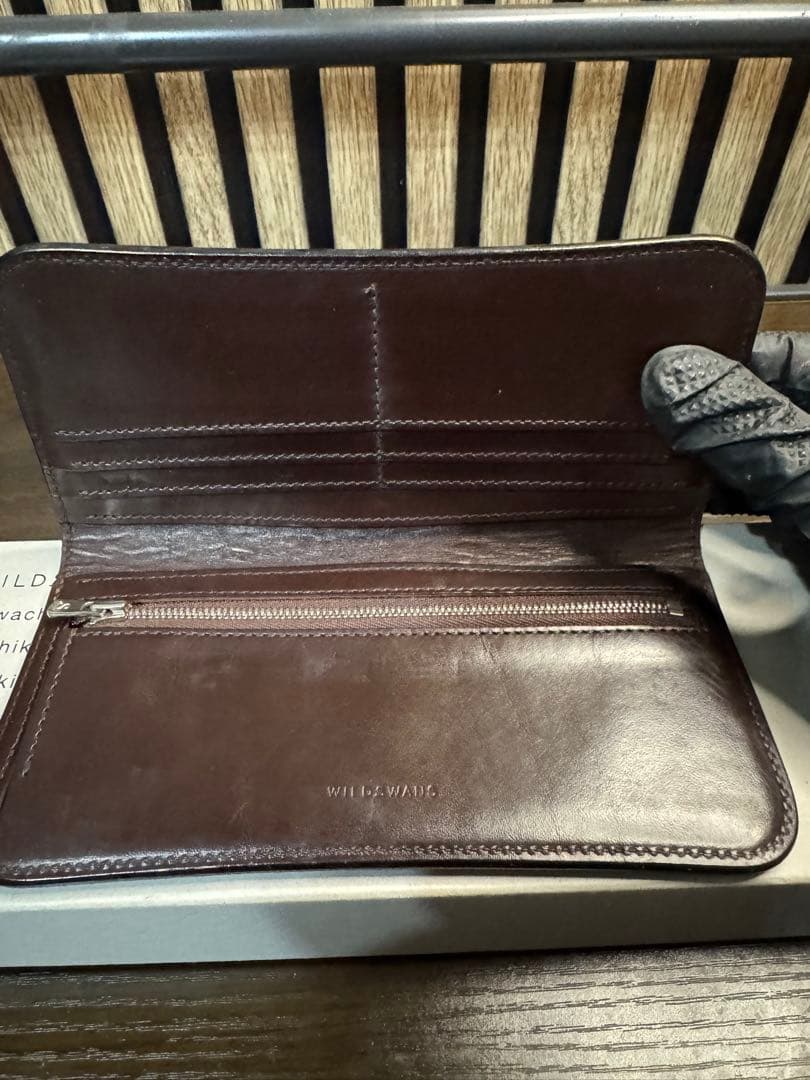 ワイルドスワンズ　長財布　ダークブラウン系　WILDSWANS SURFS I