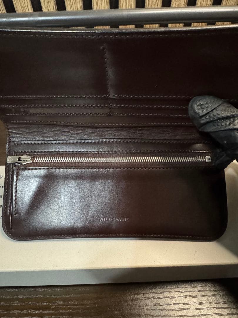 ワイルドスワンズ　長財布　ダークブラウン系　WILDSWANS SURFS I