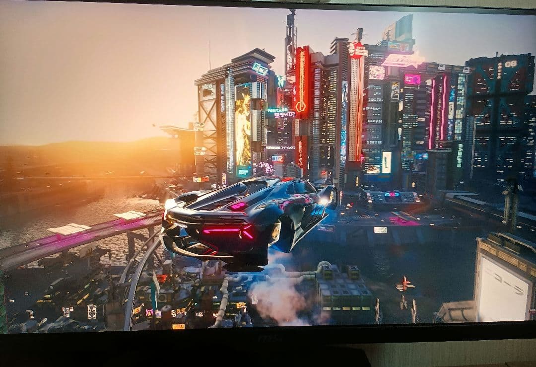 MSI MPG-274URF-QD 27インチ 4K ゲーミングモニター