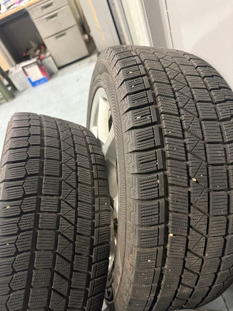 トヨタ　エスティマ　純正アルミホイール　17インチ　スタッドレス付き