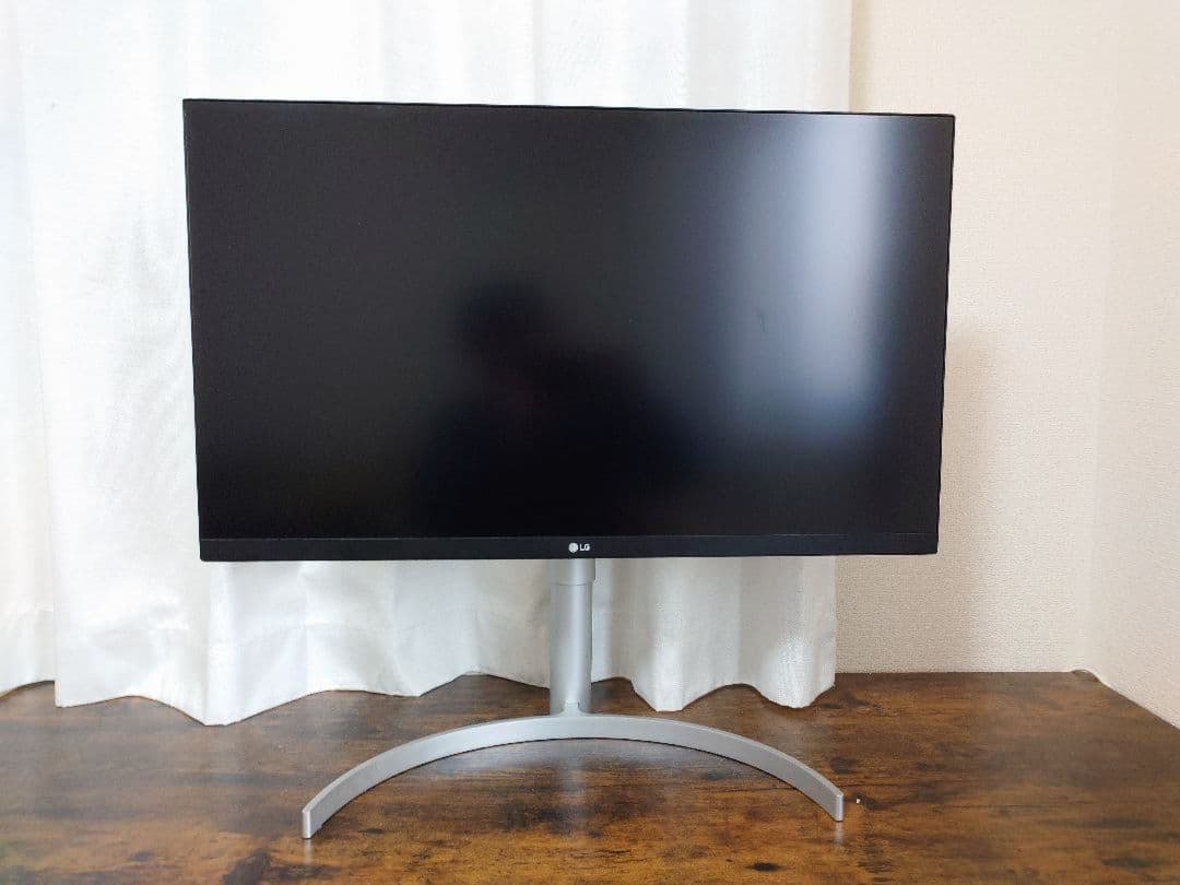 LG 27UL850-W 4K モニター