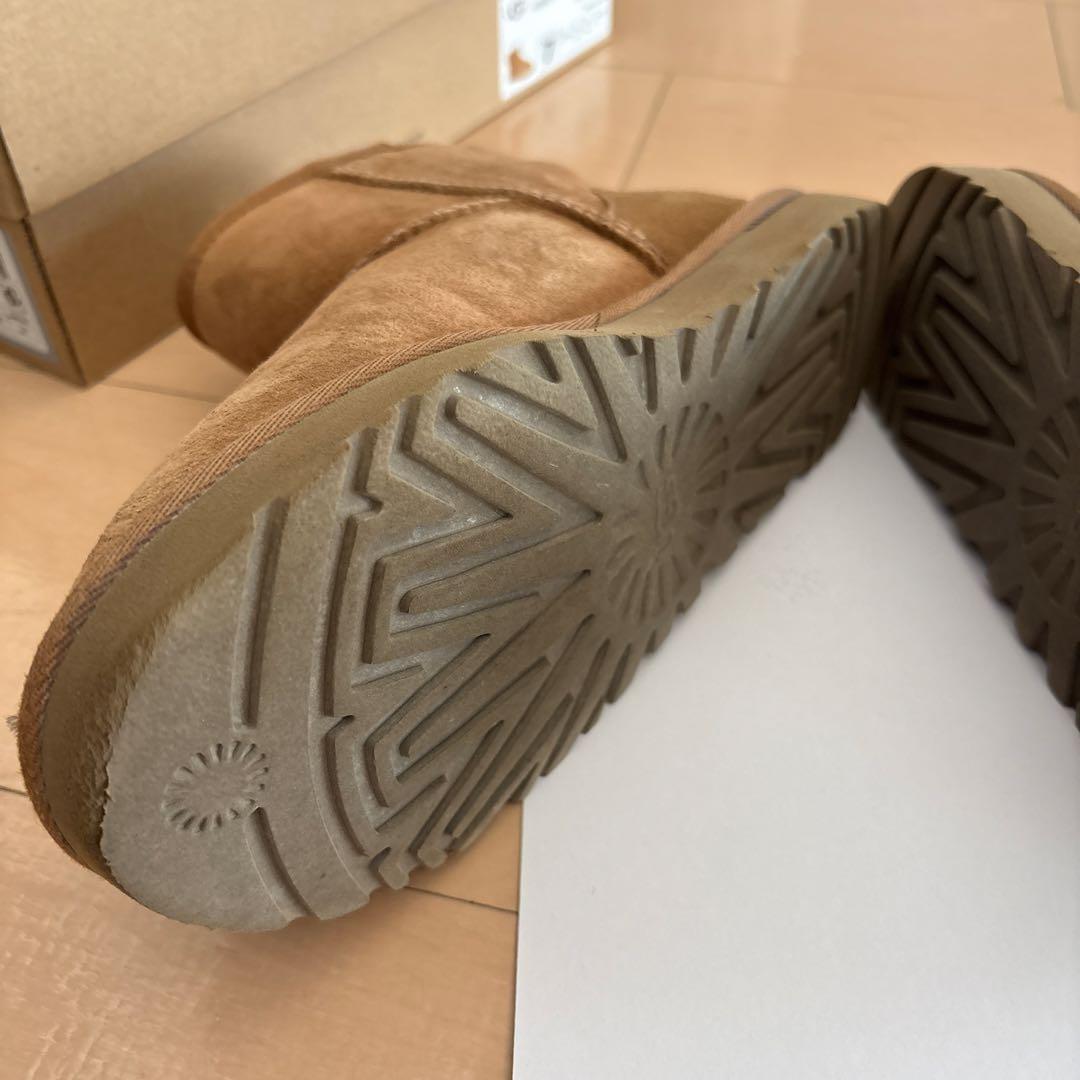 UGG アグ ムートンブーツ クラシックミニ 2 チェスナット 24cm