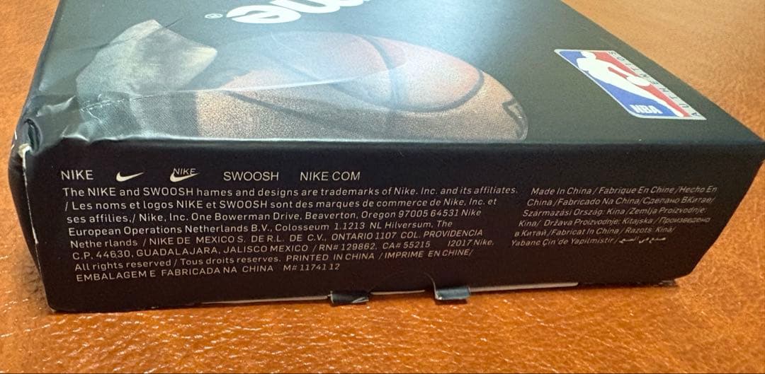 Supreme NIKE ロゴ　アームカバー 【片方】ブラック