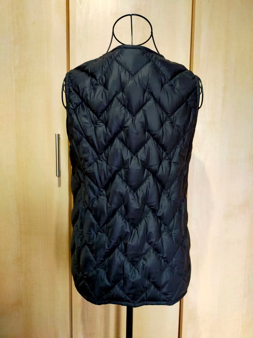 美品♡モンベルスペリオダウンラウンドネックベスト　レディースＬ