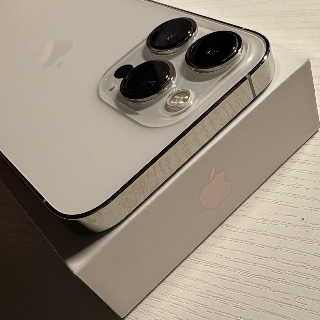 iPhone 13 Pro 256GB シルバー SIMフリー