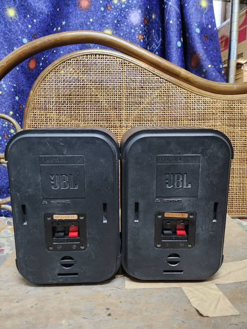 新品同様完動品！ウーファエッジ交換済！JBLコンパクトスピーカーCONTROL1