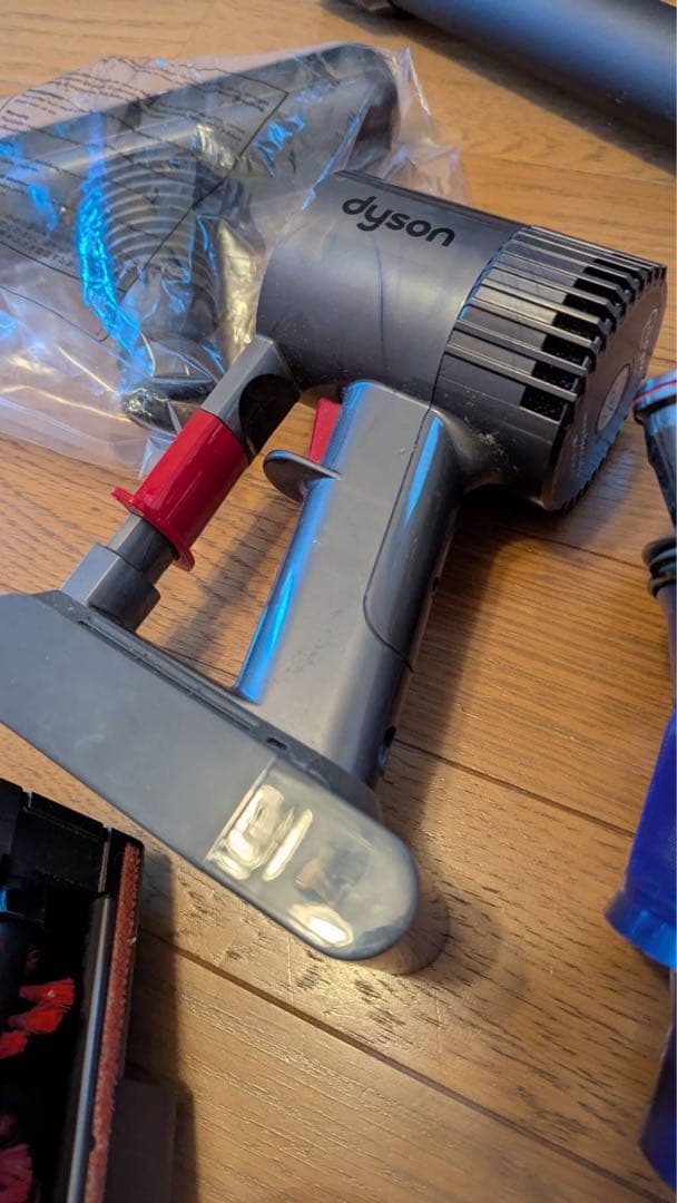 ダイソン　スティッククリーナー本体 充電ドック付き