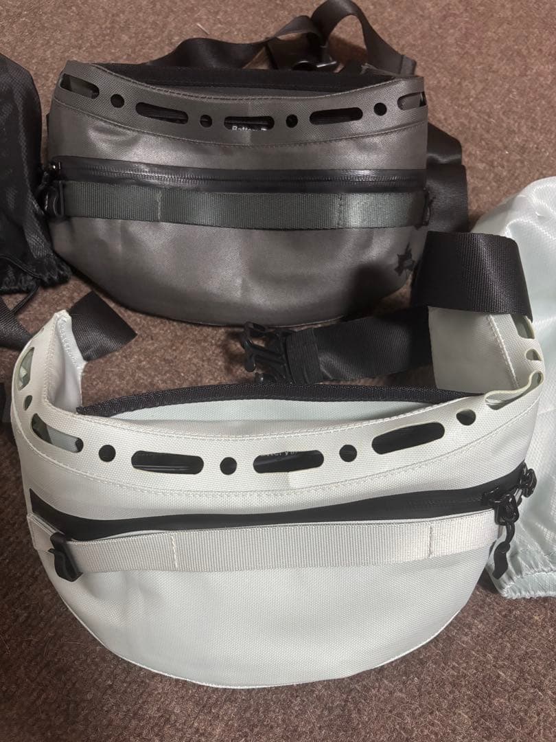 LOGOSロゴスボディエアコンクール　ツインファンウエストポーチ型　2個