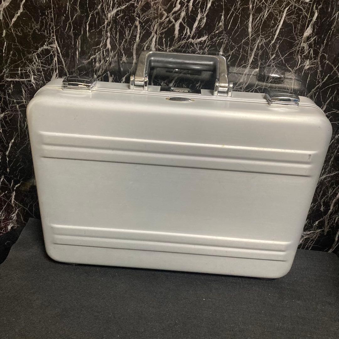 ゼロハリバートン　アタッシュケース　アルミ デラックススリム　DZ5-S1