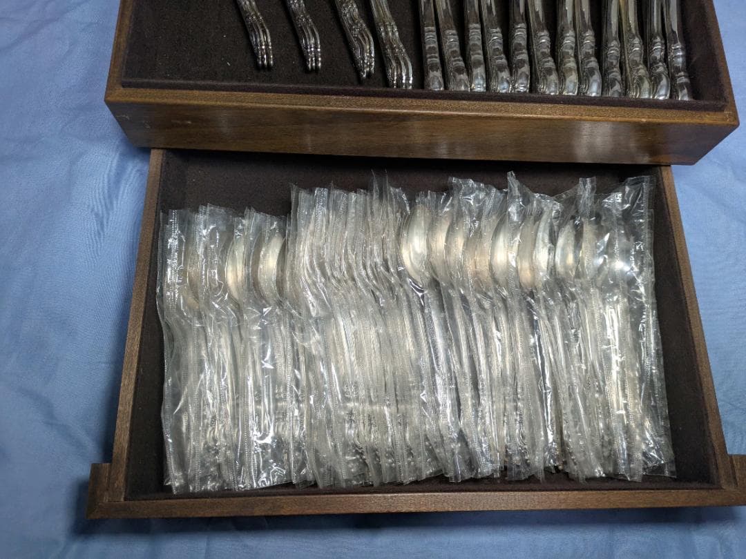 ステンレス 銀メッキ カトラリーセット 木製収納ケース付き