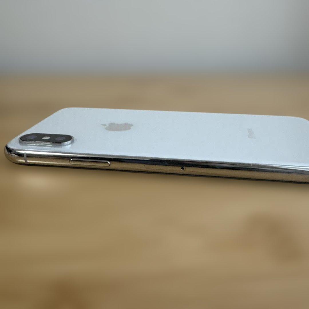 iPhone X 256GB シルバー MQC22J/A