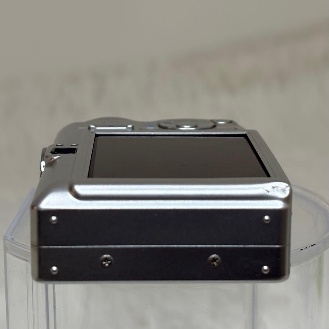 Canon カメラ　IXY 60 PC1158 充電器 コンデジ　動作品