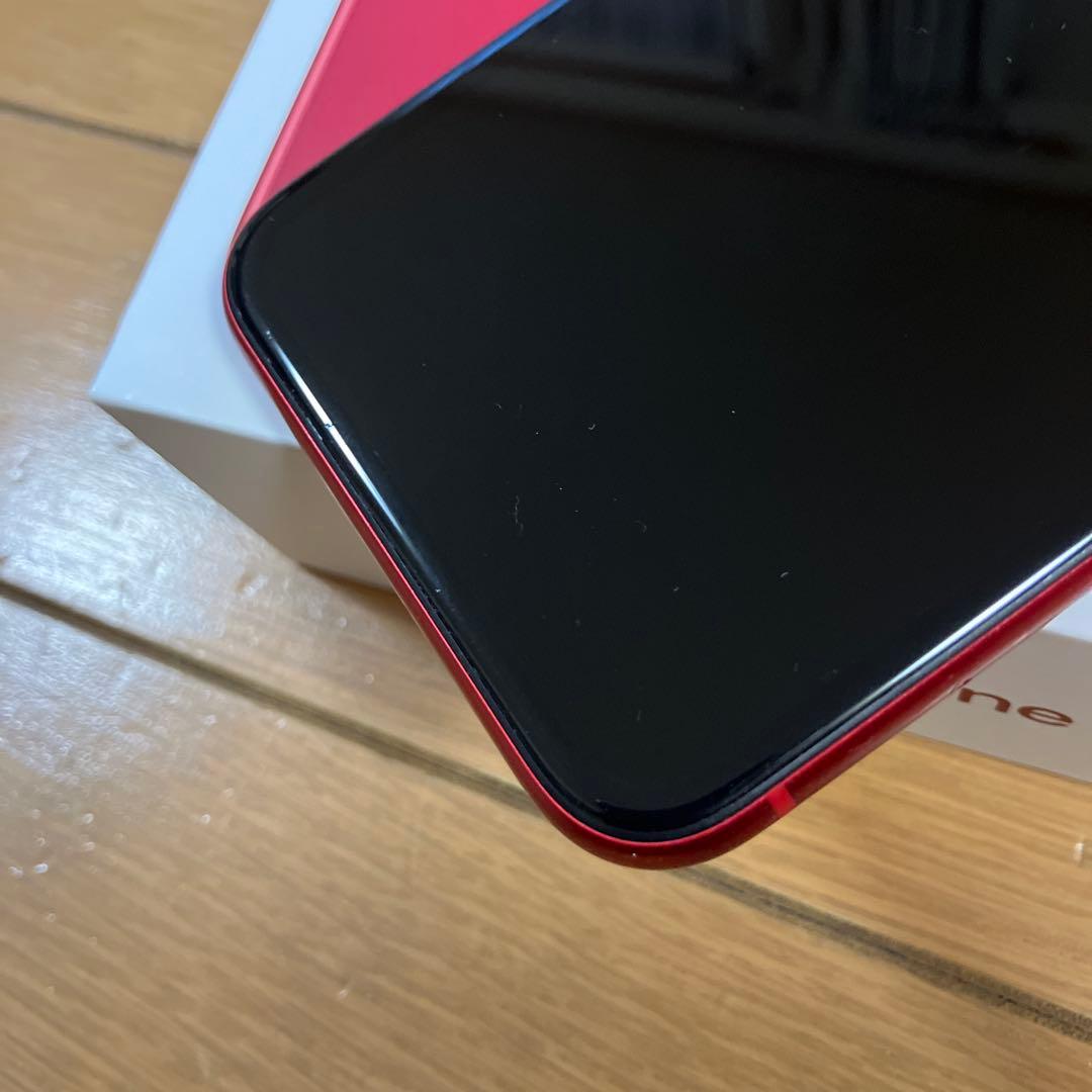 iPhone11 64GB レッド 裏面割れ