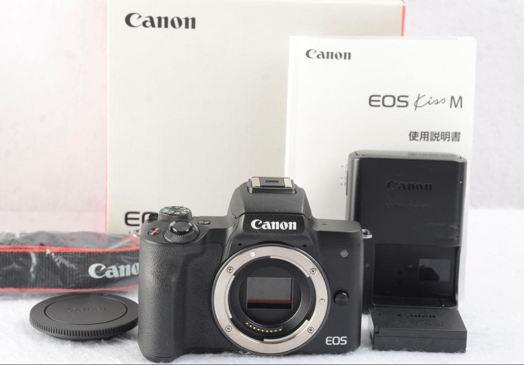 ■ 美品 ■ Canon EOS Kiss M ボディ 708-029