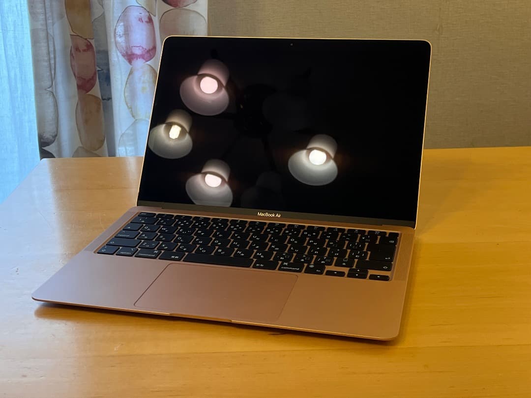 MacBook本体 Apple MacBook Air M1 (2020) 8GB 256GB