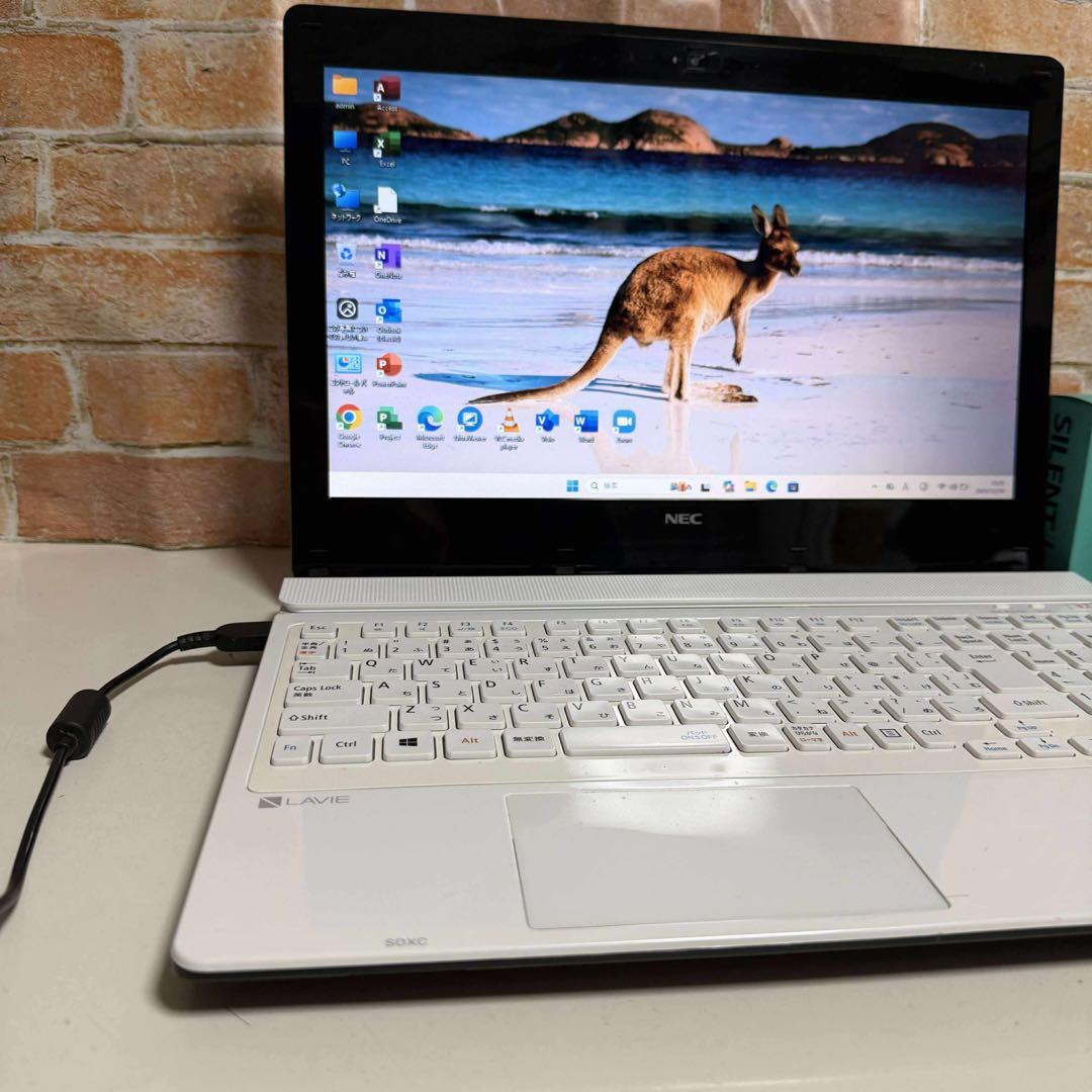 NECノート PC ホワイトSSD128GB Windows 11 オフィス付