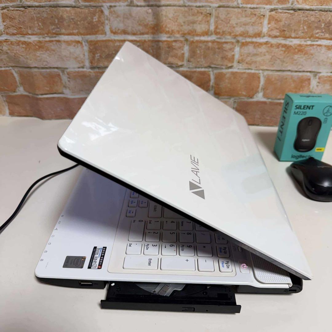 NECノート PC ホワイトSSD128GB Windows 11 オフィス付