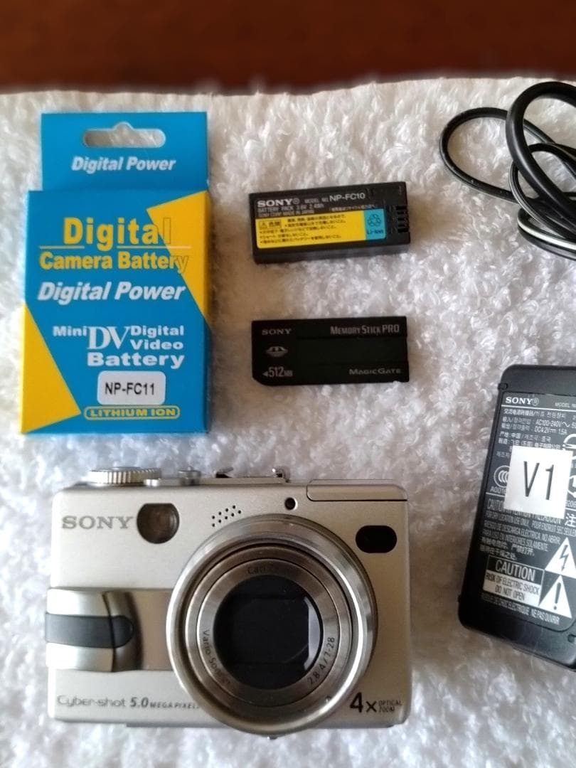 デジタルカメラ SONY Cyber-shot dsc-V1
