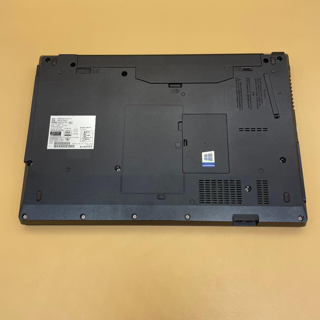 LIFEBOOK A576/TX corei5 8G 240GB office付