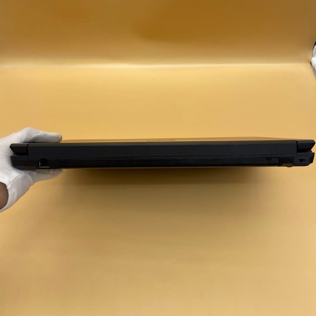 LIFEBOOK A576/TX corei5 8G 240GB office付