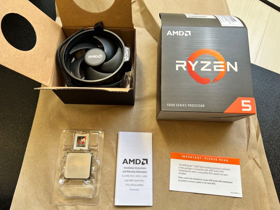AMD Ryzen 5 5600X（箱・純正クーラー付き）
