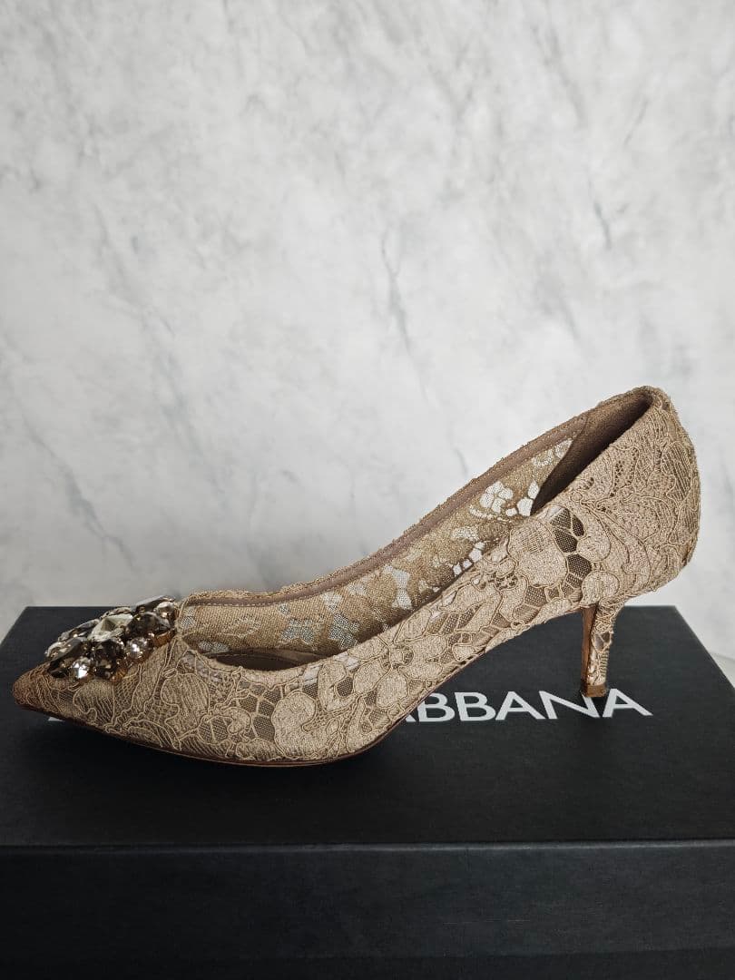 ゆりみり 【美品・現行モデル】 定価：¥156,200 レースパンプス