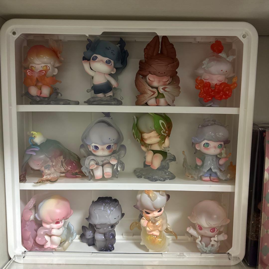 本日限定価格！ポップマートDIMOO フィギュア　コンプリート　カードあり
