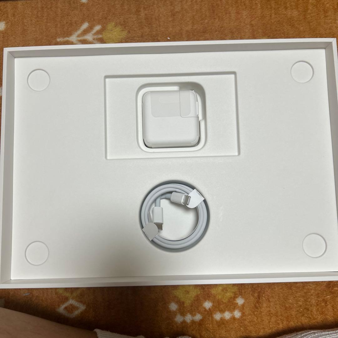 超美品MacBook Air 2020 A2337 M1 メモリ8GB