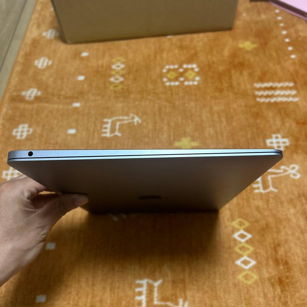 超美品MacBook Air 2020 A2337 M1 メモリ8GB