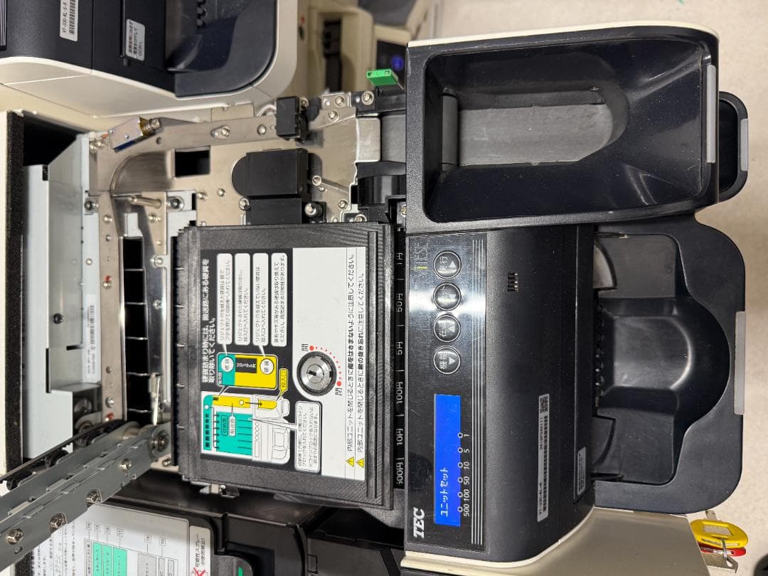 東芝テック自動釣銭機　VT-330-S/K 新紙幣・新￥500対応済　連動確認済