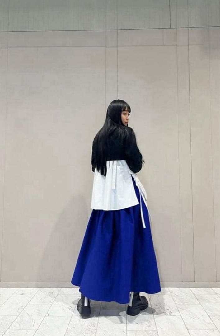 UN3D. ウェーブラインギャザーキャミソール