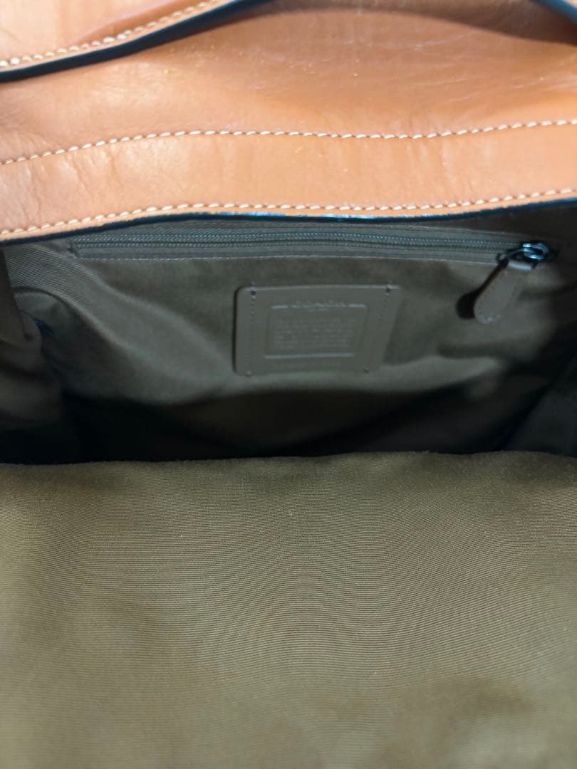 COACH オレンジレザーリュック