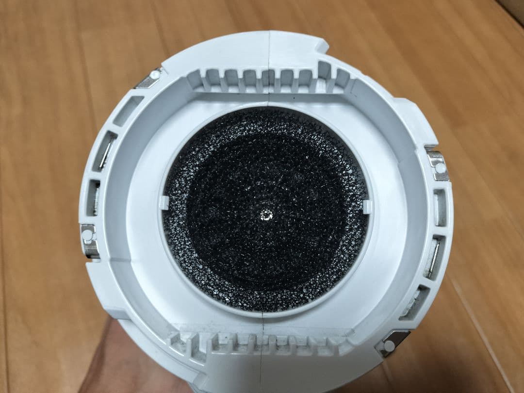 マキタ　充電式クリーナー18V 白　CL286FD　18V