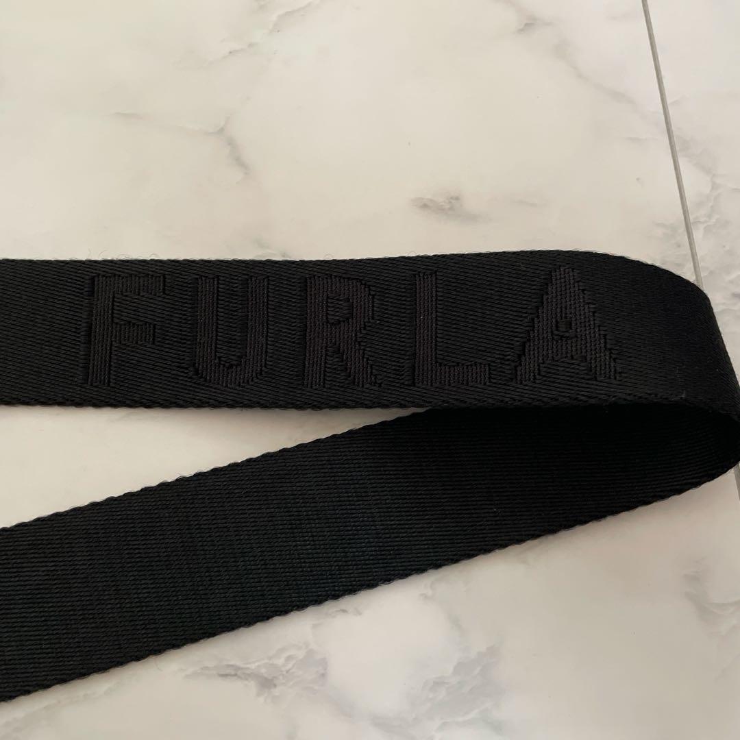 【美品】★FURLA★クロスボディバッグブラック
