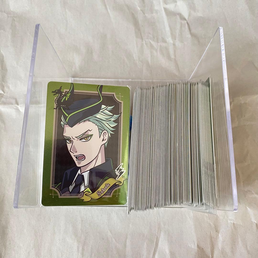 ツイステ　ウエハース　グリッターカード　大量　セベク　ディアソムニア寮