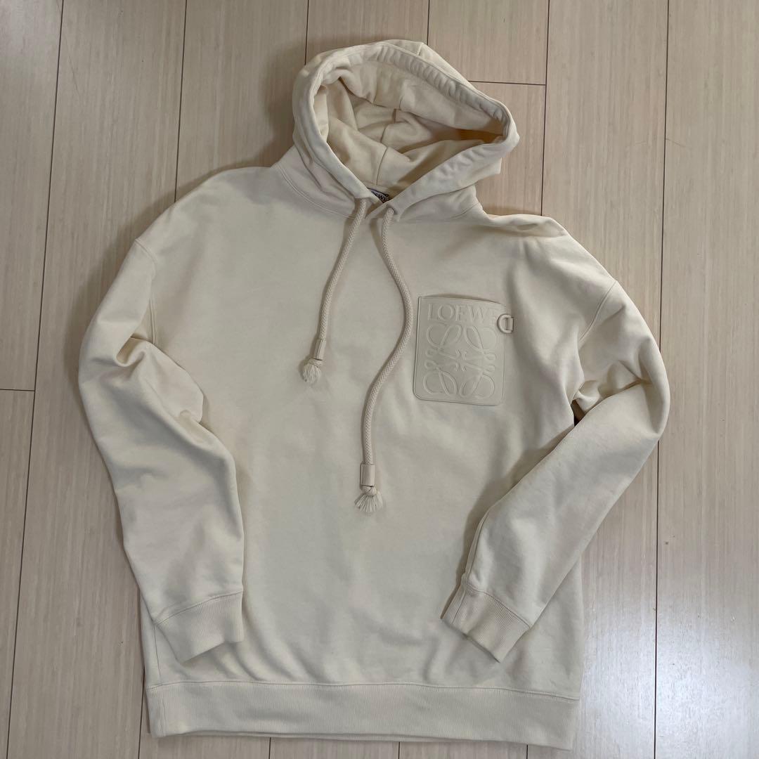 LOEWE フーディ S オフ白