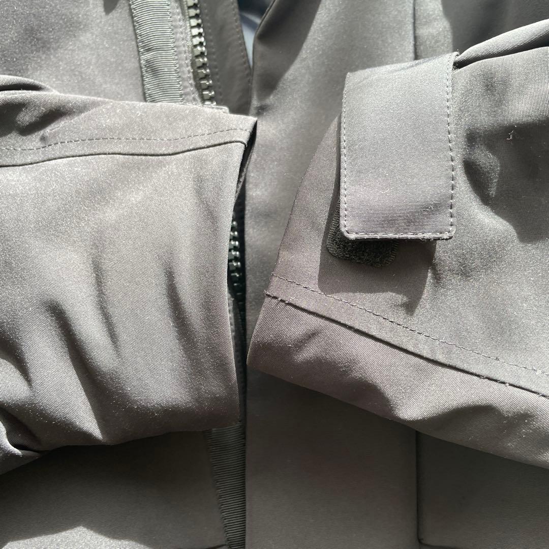 ユニクロ UNIQLO +J ハイブリッドダウンオーバーサイズパーカ　M