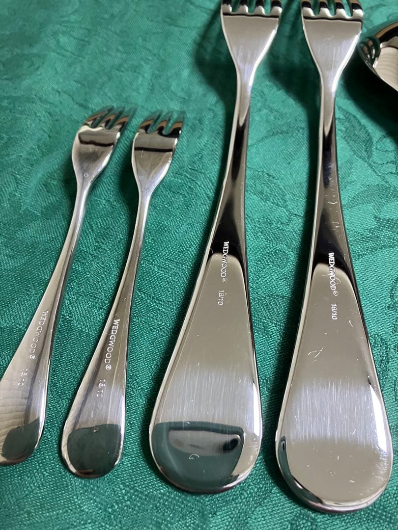 ウエッジウッド　スワル　カトラリー