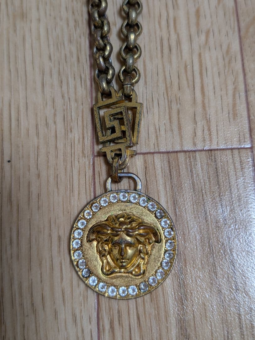 VERSACE メダリオンネックレス専用ページ