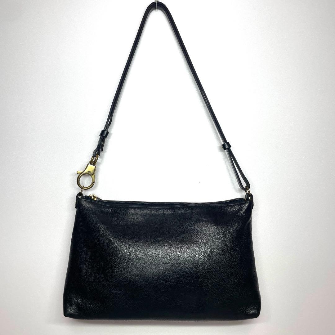 イルビゾンテ(ILBISONTE)ショルダーバッグ 本革 黒