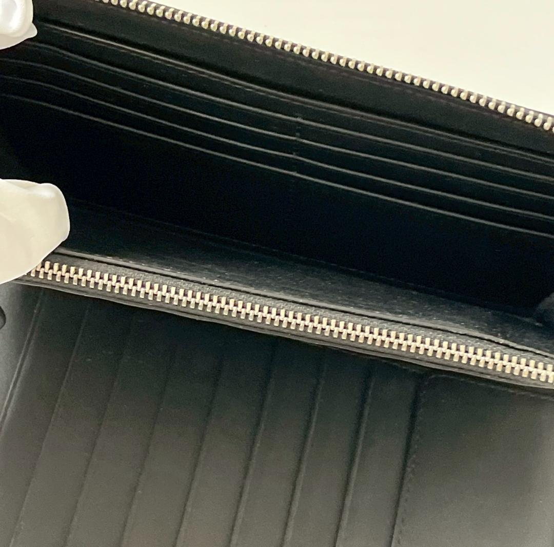 美品　BURBERRY バーバリー 長財布 ラウンドファスナー