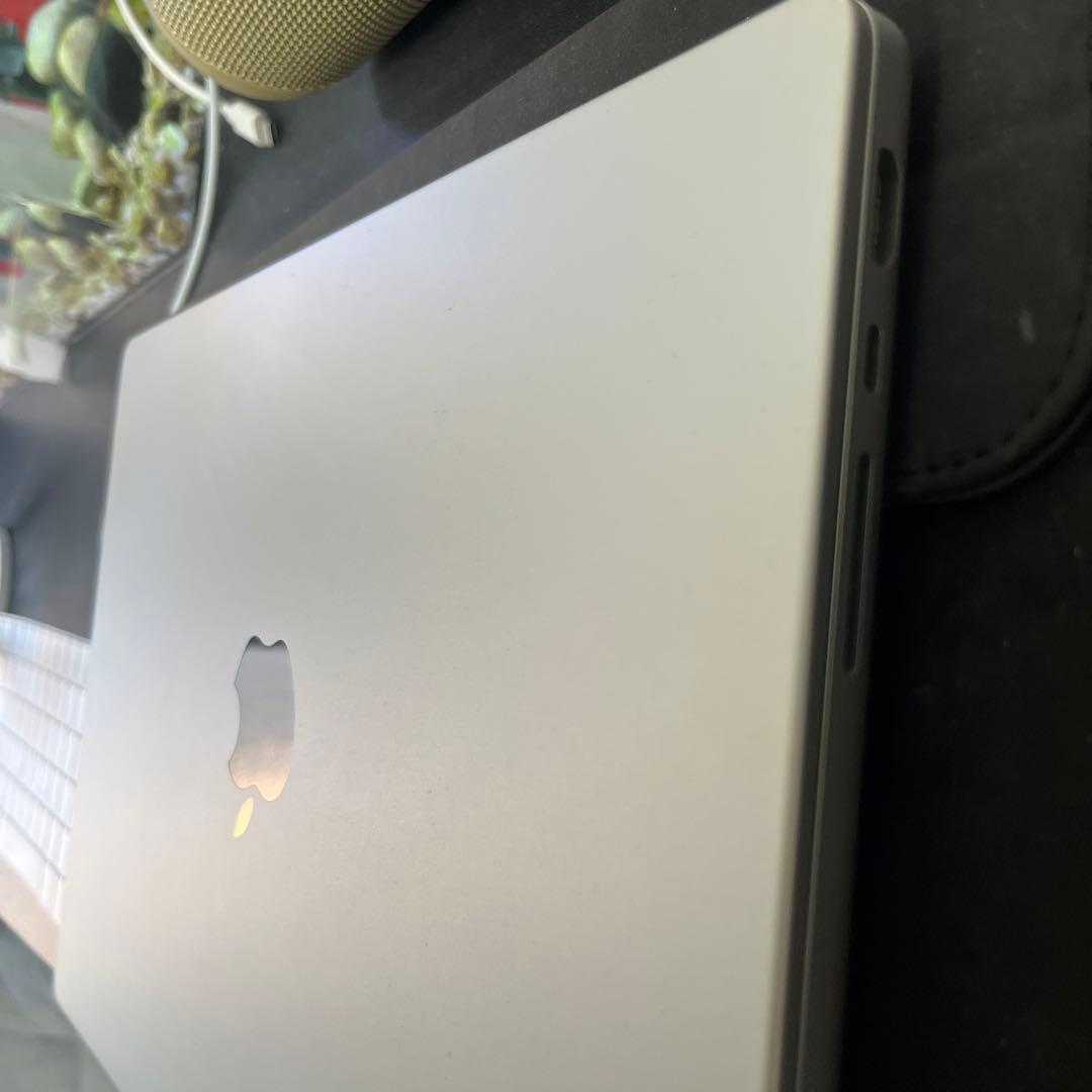 Apple MacBook Pro 14インチ M1 Pro 16GB
